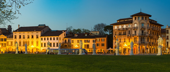 Blue twilight in the center of Padua, Italy - obrazy, fototapety, plakaty