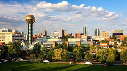 Knoxville, Tennessee City Skyline (logos blurred) - obrazy, fototapety, plakaty