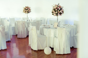 Fototapeta na wymiar Beautiful decoration on wedding table