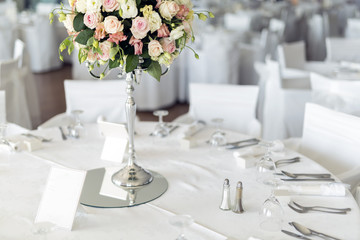 Beautiful wedding tables and roses