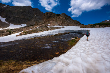 Fototapeta na wymiar Backpacker on Mt Toll trail Below Blue Lake Colorado