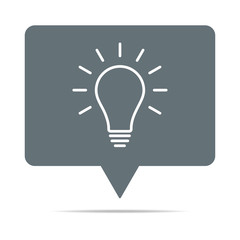 Graue Sprechblase mit Glühbirne