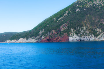 Naklejka premium View of the sea and Elba Island