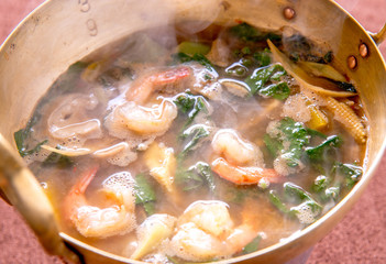 boil of prawn and vegetables