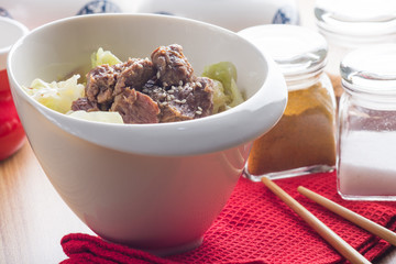 braised beef with cabbage and rice