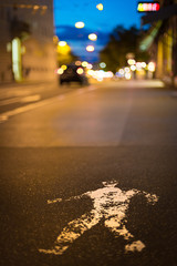 Fußgängerweg, Fußgänger-Symbol