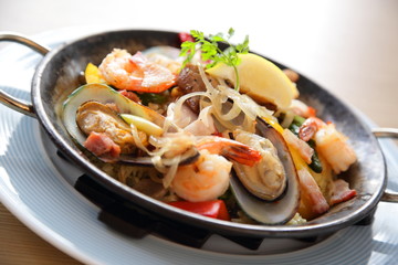 魚介のパエリア