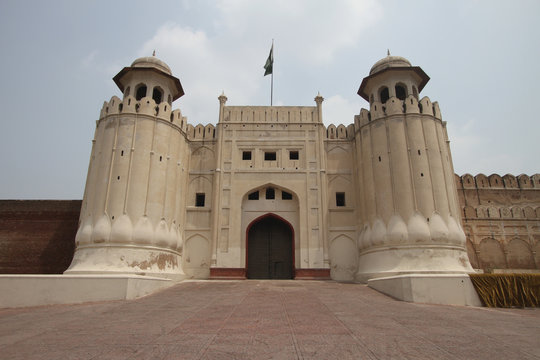 Alamgiri Gate in Lahore