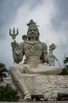 Visakhapatnam India: Shiva Parvathi statues on Kailasagiri hill in Andhra Pradesh state India