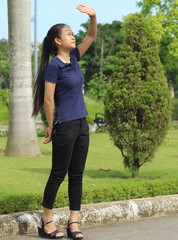 ベトナム旅行　若い女性