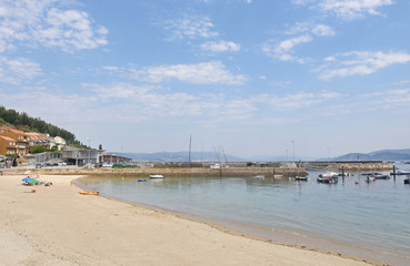 Fototapeta na wymiar Beluso beach in Bueu Pontevedra province, Galicia, Spain