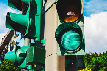 traffic light shows green color