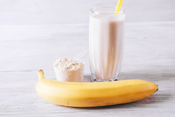 Sports nutrition with protein and banana