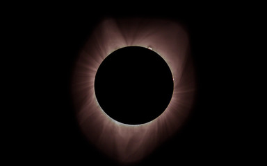 Eclipes  Totality with flares and waves