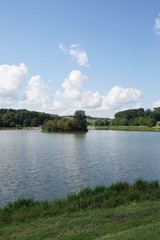 Fototapeta na wymiar Härtsfeldsee (Schwäbische Alb) - Panorama im Sommer