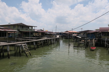 Fototapeta premium Kampung ayer in Brunei カンポンアイール