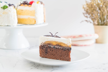 banoffee cake on plate