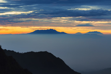 Fototapeta na wymiar Sunrise over Mount. Bromo at Bromo tengger semeru national park, East Java, Indonesia