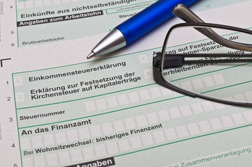 Steuern-Abgaben Finanzamt 
