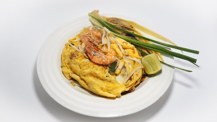 Fried noodle Thai style with prawns