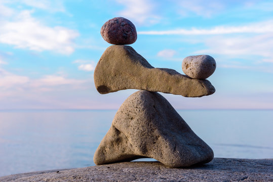 Balancing several stones