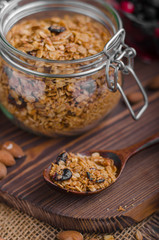 Baked granola with berries