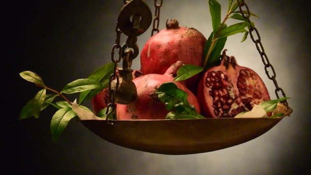 Punica granatum Granaattiomena Granada Melograno Pomegranate 石榴 Granat&auml;pple Frutta Granatapfel fruit Shega video Melograni Granat&aelig;ble Fruto Marhan&iacute;k رمان   gran&aacute;tov&yacute; Gr&aacute;n&aacute;talma ザクロ Rom&atilde; 