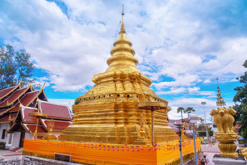 Fototapeta premium Pagoda at Phra that si chomtong worawihan temple.