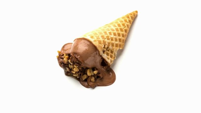 high resolution reverse of chocolate ice cream cone melting time lapse