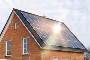 Solardach zur Stromerzeugung