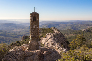the famous Montagne Sainte-Victoire, near Aix-en-Provence, which inspired the painter Paul Cezanne