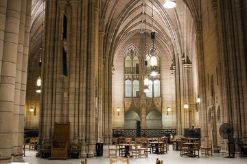 inside the Cathedral of Learning - Pittsburgh - obrazy, fototapety, plakaty