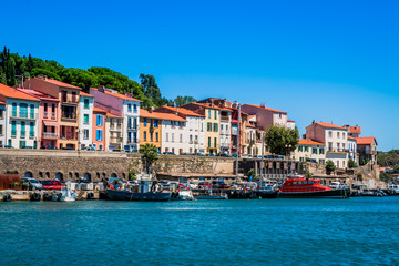 Fototapeta na wymiar Port-Vendres et son port de pêche