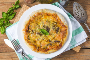 Black pepper beef pizza