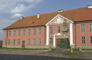 Fototapeta na wymiar Zamek w Lidzbarku Warmińskim