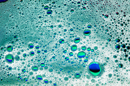 Bubbles in fluid