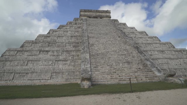 CHICHEN ITZA, MEXICO - MAY 25, 2017: Movement to Maya pyramid temple of Kukulkan in peninsula Yucatan at sunny summer day
