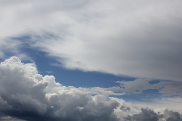 Clouds in blue sky 30686