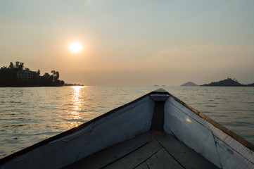 Obraz premium Sunset Boat Ride on Lake Kivu, Kibuye, Rwanda