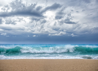 Fototapeta na wymiar Blue wave in tropical ocean.