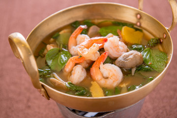 boil prawn and vegetables