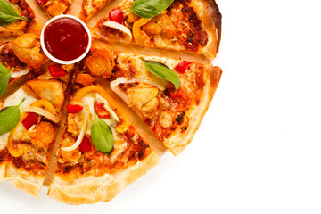     Pizza with chicken 