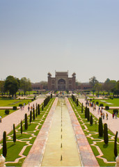 Fototapeta premium West gate of the Taj Mahal