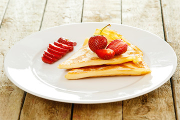 Pancakes with strawberries