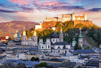 Naklejka premium Zamek w Salzburgu, Austria