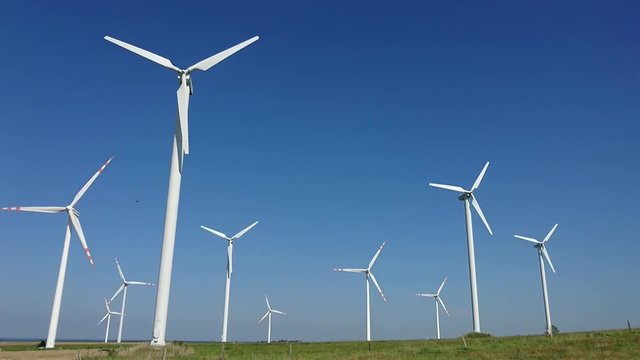 elektrownia wiatrowa, wiatraki
