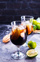 drink with limes