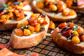 Kürbis Bruschetta 
