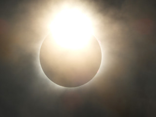 diamond ring solar eclipse