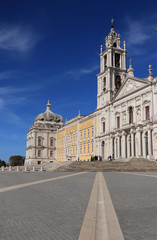 Fototapeta na wymiar Mafra National palace in Portugal